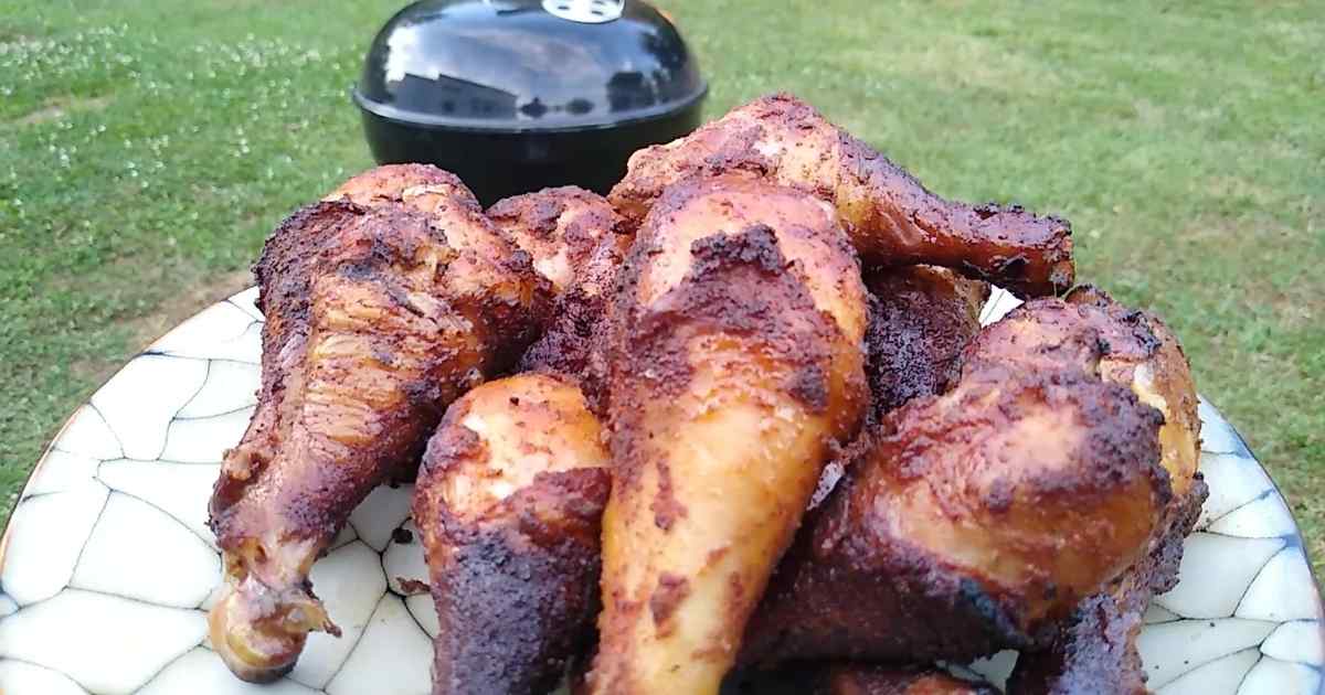 Juicy smoked drumsticks